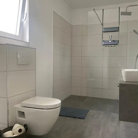 Grosses Zur Alleinigen Nutzung Mit Pool Feriehus Bilice